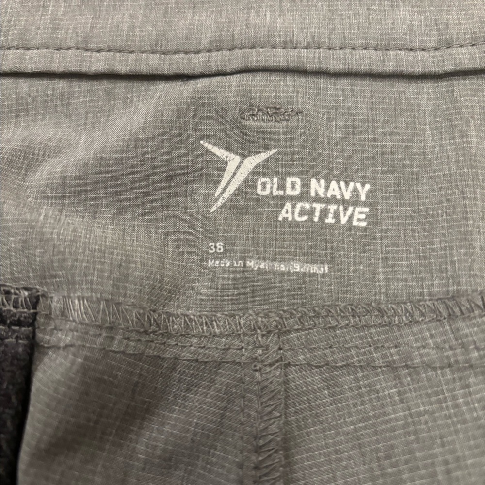 Old Navy golf shorts